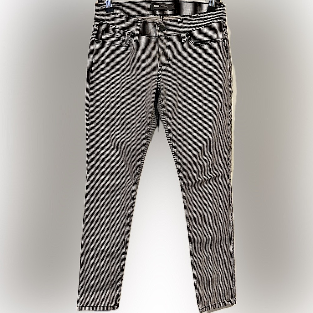 LEVI’S pants